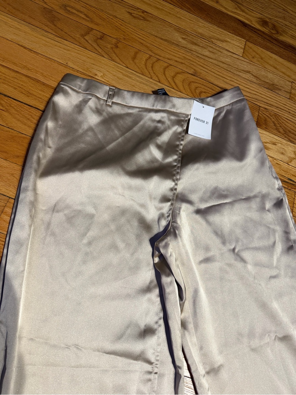 NWT Forever 21 Satin Wide-Leg Pants Champagne Beige with Slit Cover shimmer sz L - Picture 2 of 6
